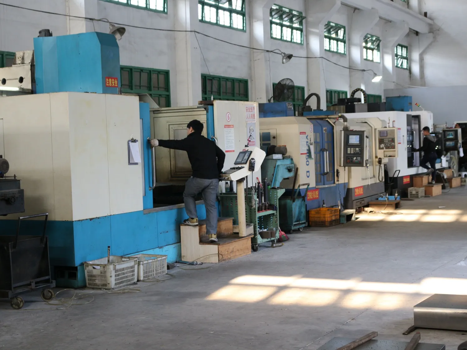 Mold Manufacturing Collaboration with Tang Jisen-7